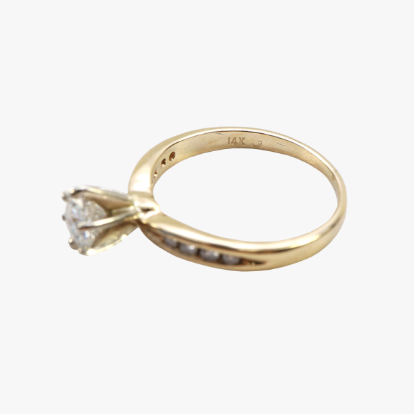 Inel Logodnă Inima Cu Diamante din Aur Galben 14k