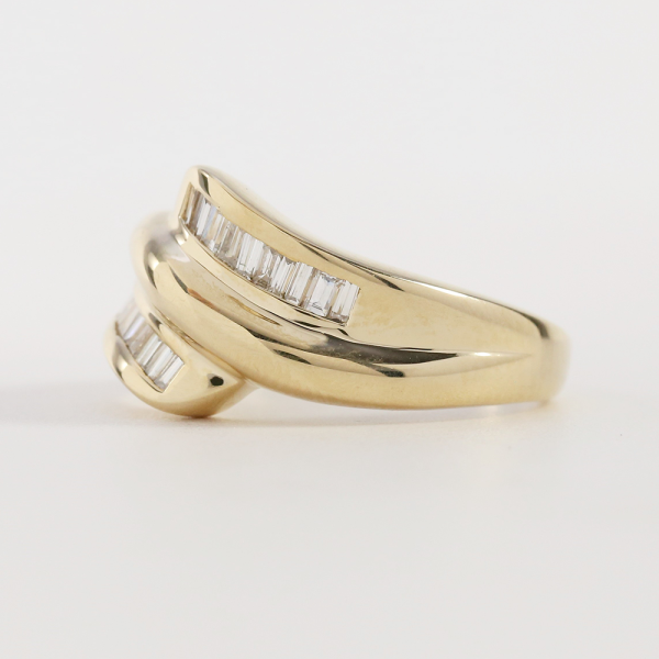 Inel Bypass cu Diamante din Aur Galben 14k
