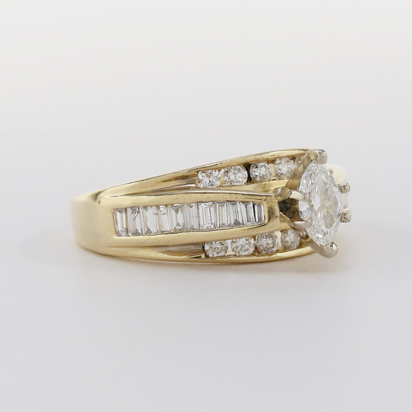 Inel cu Diamante din Aur Galben 14k