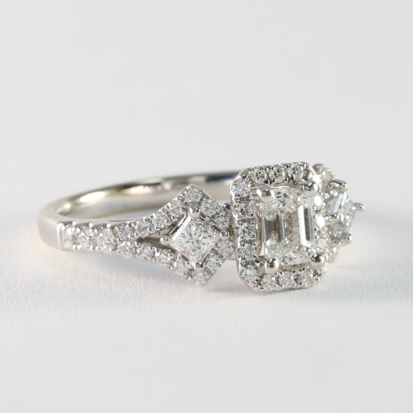 Inel Logodnă cu Diamante din Aur Alb 14k