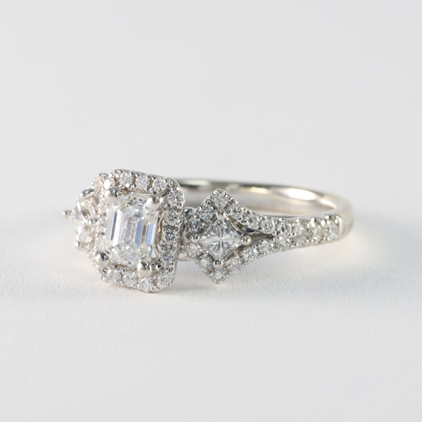 Inel Logodnă cu Diamante din Aur Alb 14k