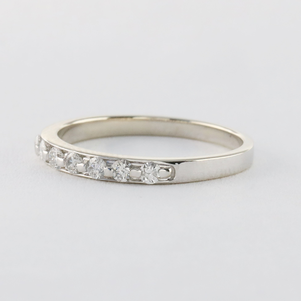 Inel Cu Diamante din Aur Alb 14k