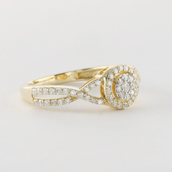 Inel Halo Cu Diamante din Aur Galben 10k