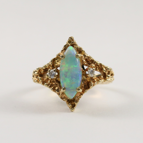 Inel Cu Diamante & Opal din Aur Galben 14k