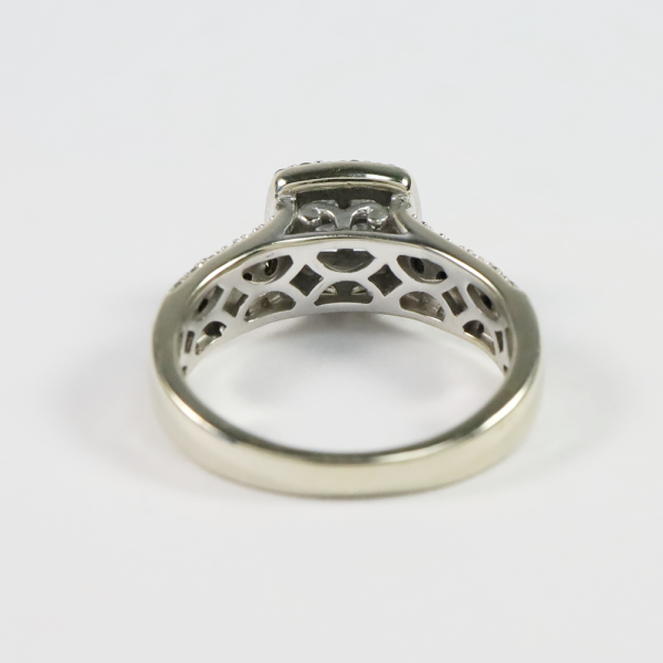 Inel cu Diamante Albe Si Negre din Aur Alb 14k