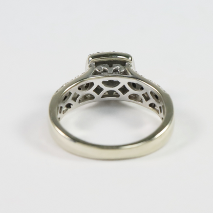 Inel cu Diamante Albe Si Negre din Aur Alb 14k