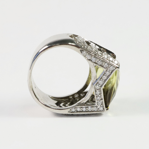 Inel Cu Diamante & Peridot din Aur Alb 18k