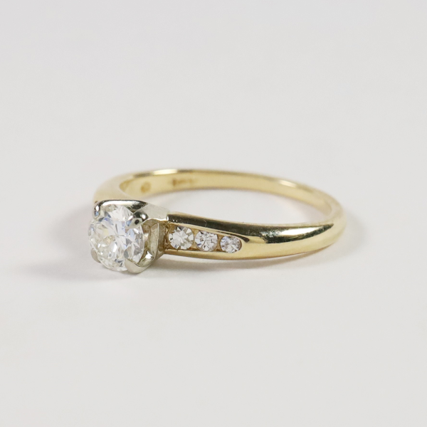 Inel Logodnă Cu Diamante din Aur Galben 14k