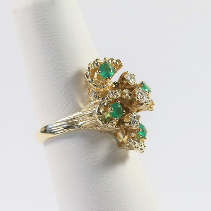 Inel cu Smarald și Diamante din Aur Galben 14k