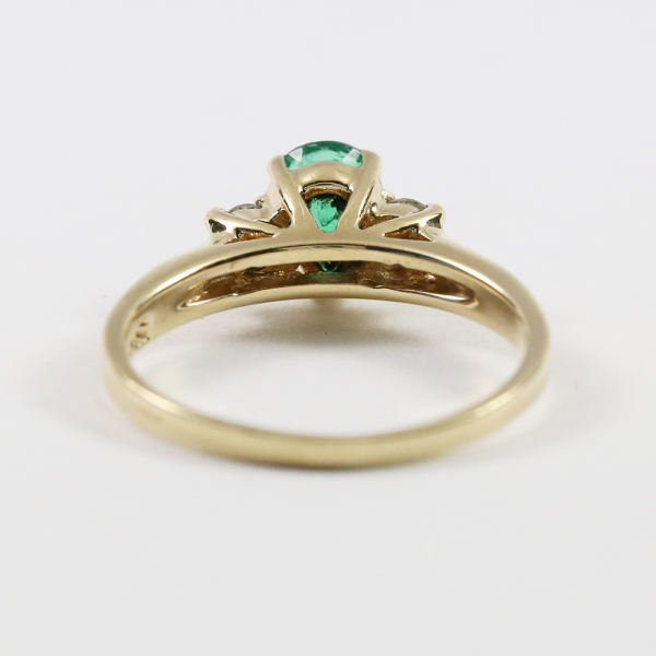 Inel Cu Diamante și Smarald din Aur Galben 14k