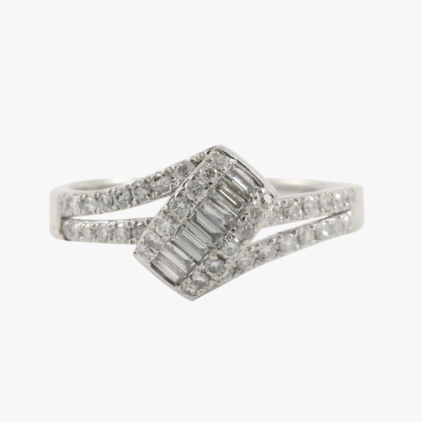 Inel Crossover Cu Diamante din Aur Alb 14k