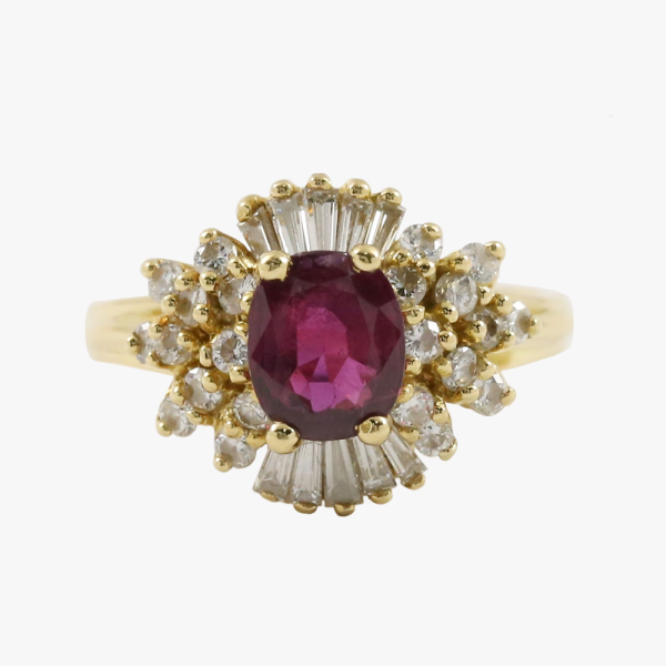 Inel Cu Rubin și Diamante din Aur Galben 18k