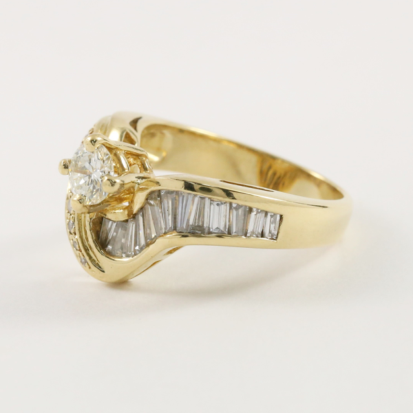 Inel Cu Diamante din Aur Galben 18k