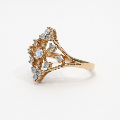 Inel Cu Diamante din Aur Galben 10k