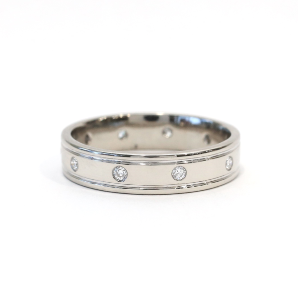 Inel Cu Diamante din Aur Alb 14k