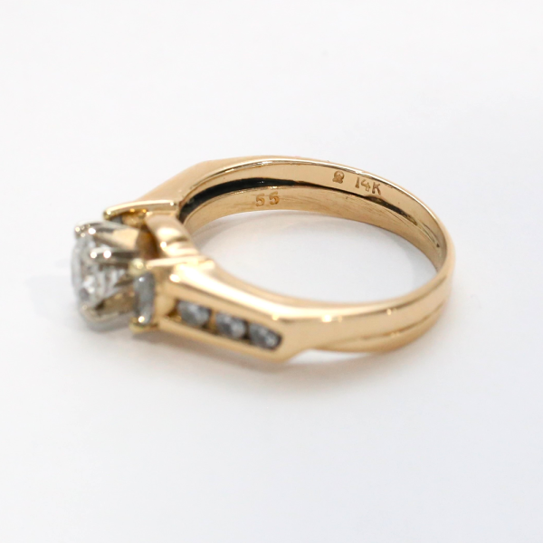 Inel cu Diamante din Aur Galben 14k