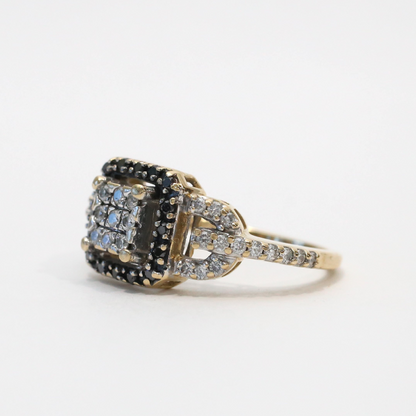 Inel cu Diamante Alb Și Negru din Aur Galben 14k