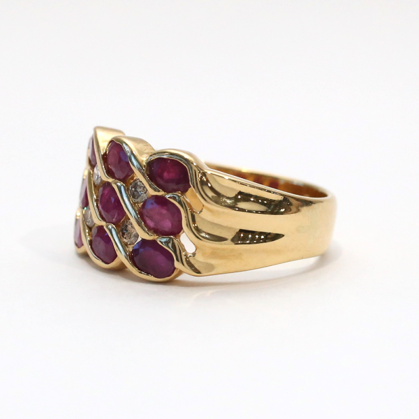 Inel cu Rubine Și Diamante din Aur Galben 18k