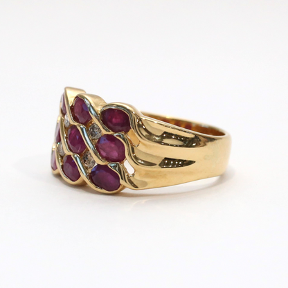 Inel cu Rubine Și Diamante din Aur Galben 18k