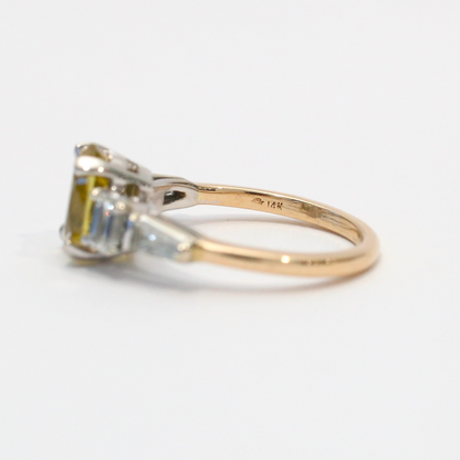 Inel cu Topaz Galben Și Diamante din Aur Galben Și Alb 14k