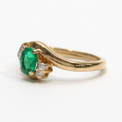 Inel cu Smarald Și Diamante din Aur Galben 14k