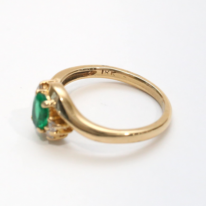 Inel cu Smarald Și Diamante din Aur Galben 14k