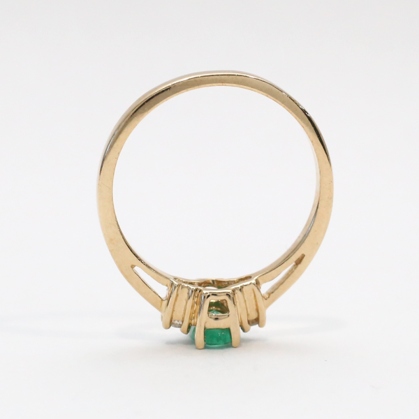 Inel cu Smarald Și Diamante din Aur Galben 14k