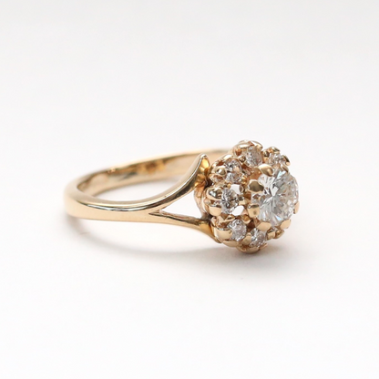 Inel cu Diamante Halo din Aur Galben 14k