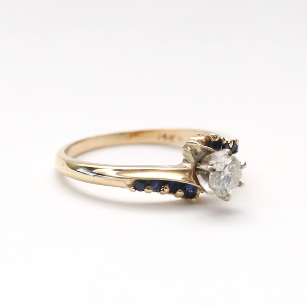 Inel cu Diamante Și Safir din Aur Galben 14k