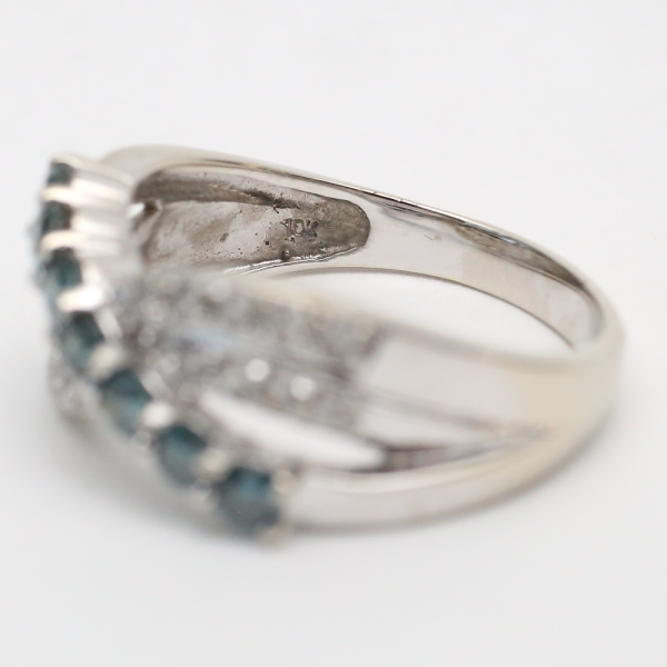 Inel cu Diamante Albastru Și Alb din Aur Alb 10k