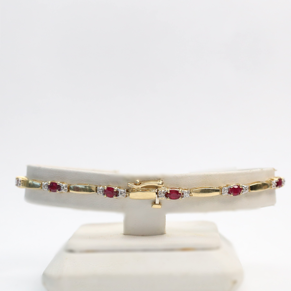 Brăţară cu Diamante Și Rubine din Aur Galben 14k