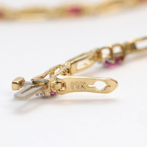 Brăţară cu Diamante Și Rubine din Aur Galben 14k