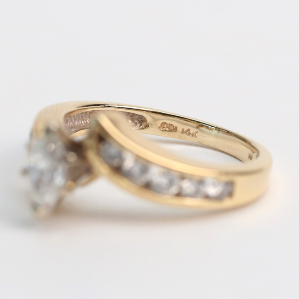 Inel Logodnă cu Diamante din Aur Galben 14k
