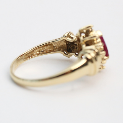 Inel cu Diamante Și Rubine din Aur Galben 14k