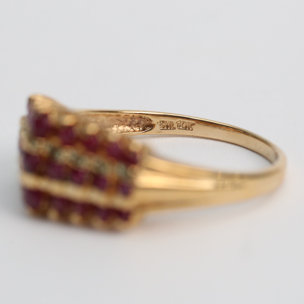 Inel cu Rubine din Aur Galben 14k