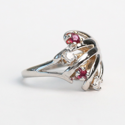 Inel cu Rubine Și Diamante din Aur Alb 14k