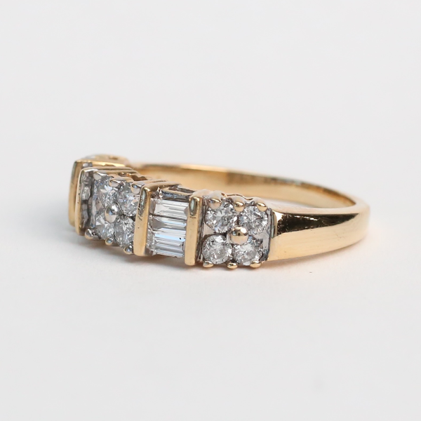 Inel cu Diamante din Aur Galben 14k