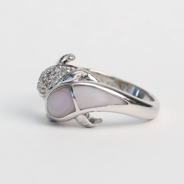 Inel Delfinilor cu Diamante Și Perle din Aur Alb 14k