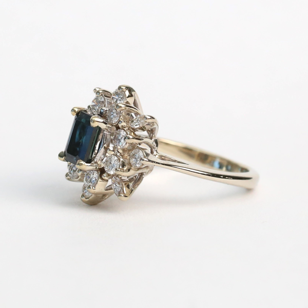 Inel Cocktail cu Safire Și Diamante din Aur Alb 18k