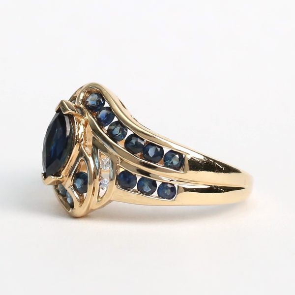 Inel cu Safire Și Diamante din Aur Galben 10k