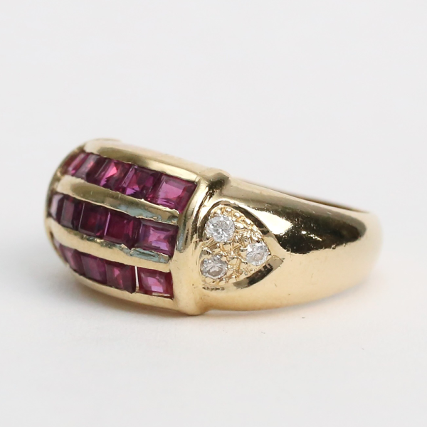 Inel cu Rubine Și Diamante din Aur Galben 14k