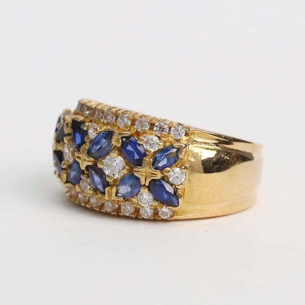 Inel cu Safire Și Diamante din Aur Galben 22k
