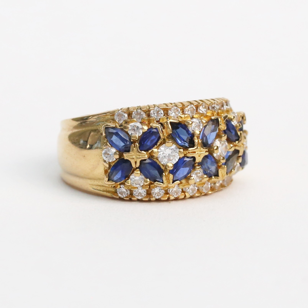Inel cu Safire Și Diamante din Aur Galben 22k