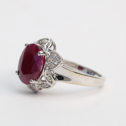 Inel cu Rubine Și Diamante din Aur Alb 14k