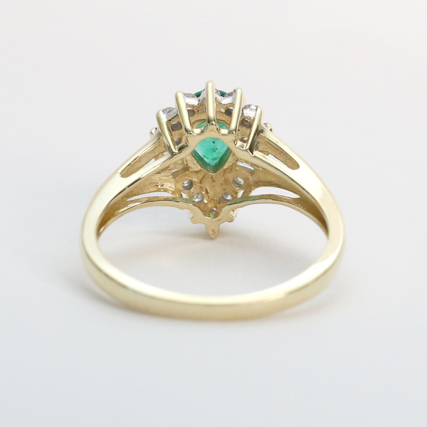 Inel cu Smarald Și Diamante din Aur Galben 14k