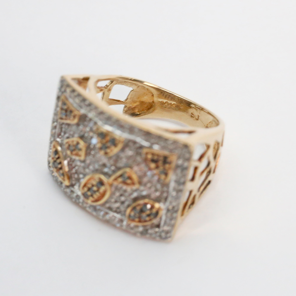 Inel cu Diamante Alb-Negru din Aur Galben 10k