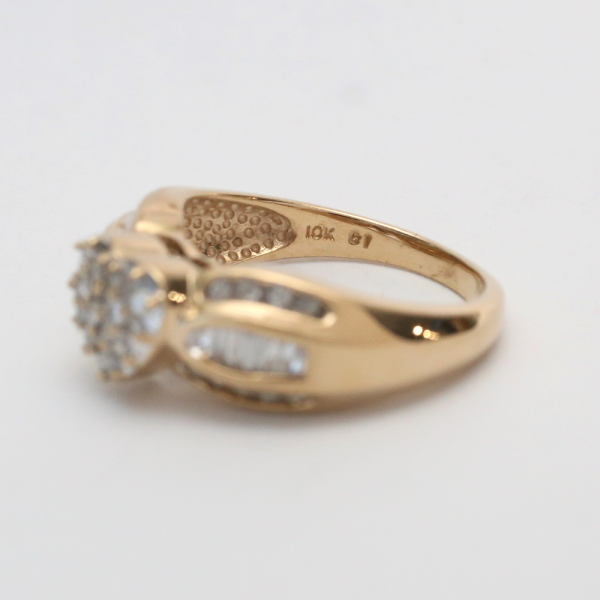 Inel Inimă cu Diamante din Aur Galben 14k