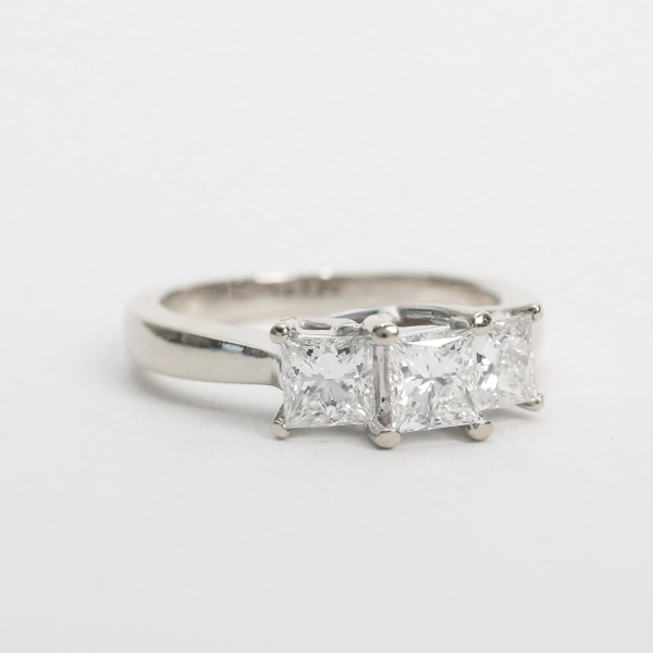 Inel Logodnă cu Diamante din Aur Alb 18k