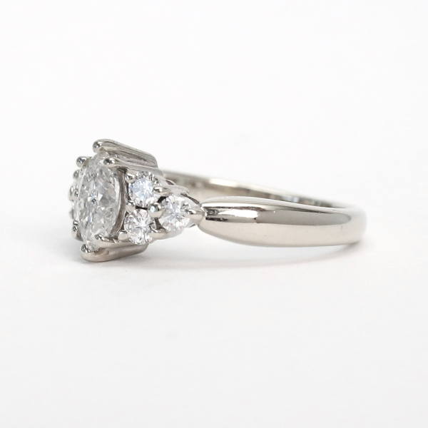 Inel cu Diamante din Aur Alb 14k