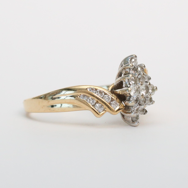 Inel cu Diamante din Aur Galben 14k